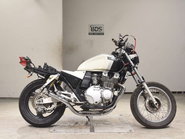Yamaha XJR400 1999