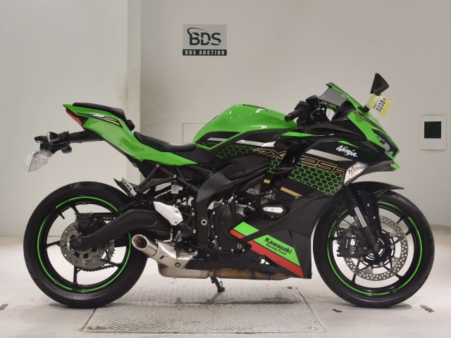 Kawasaki NINJA ZX-25R 2021