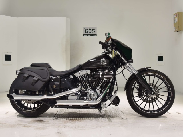 HD BREAKOUT FXSB1690 2017