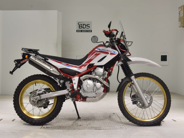 Yamaha SEROW XT250 2020