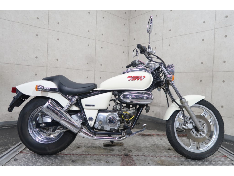 Honda MAGNA50 2004