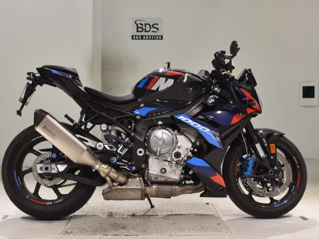 BMW M1000R 2023
