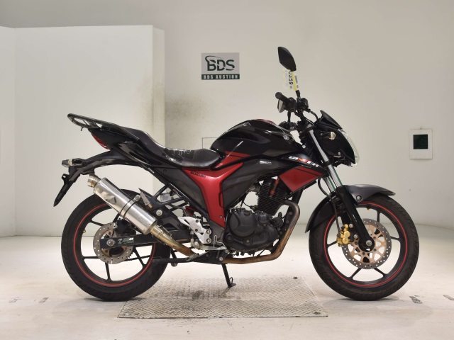 Suzuki GIXXER150