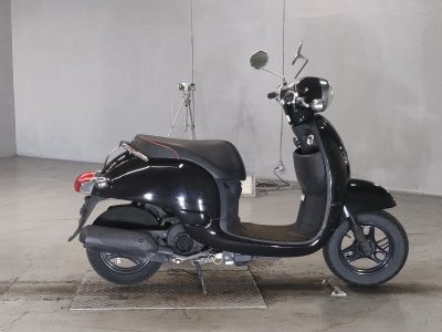 Honda GIORNO 2012
