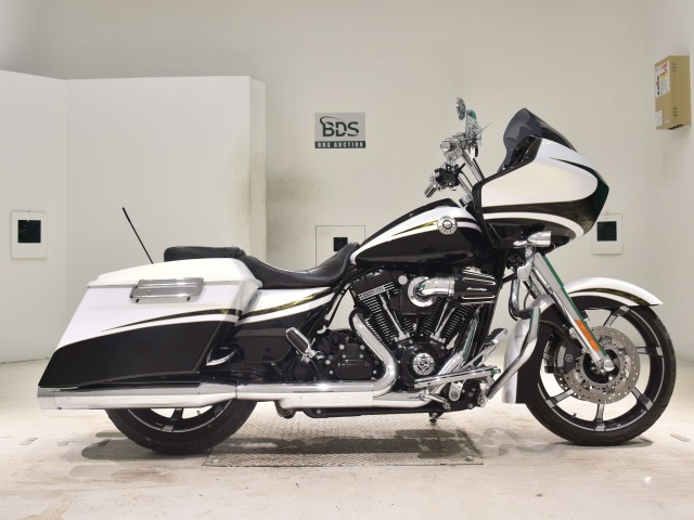 HD ROAD GLIDE FLTRXSE1800 2012