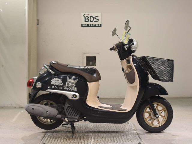 Honda GIORNO 2016