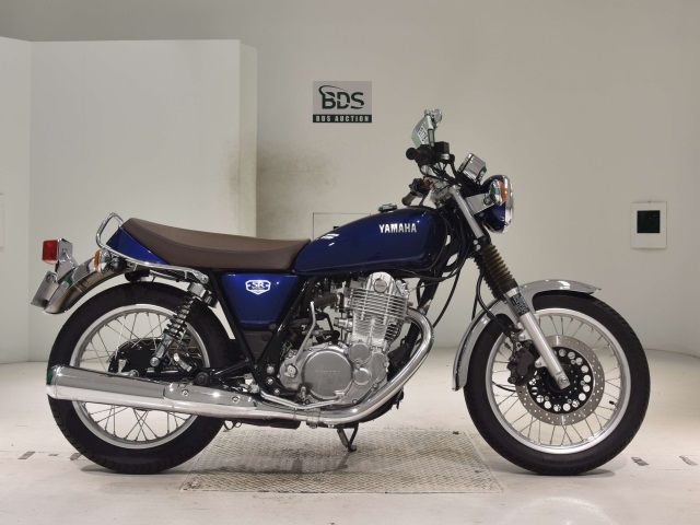 Yamaha SR400 2021