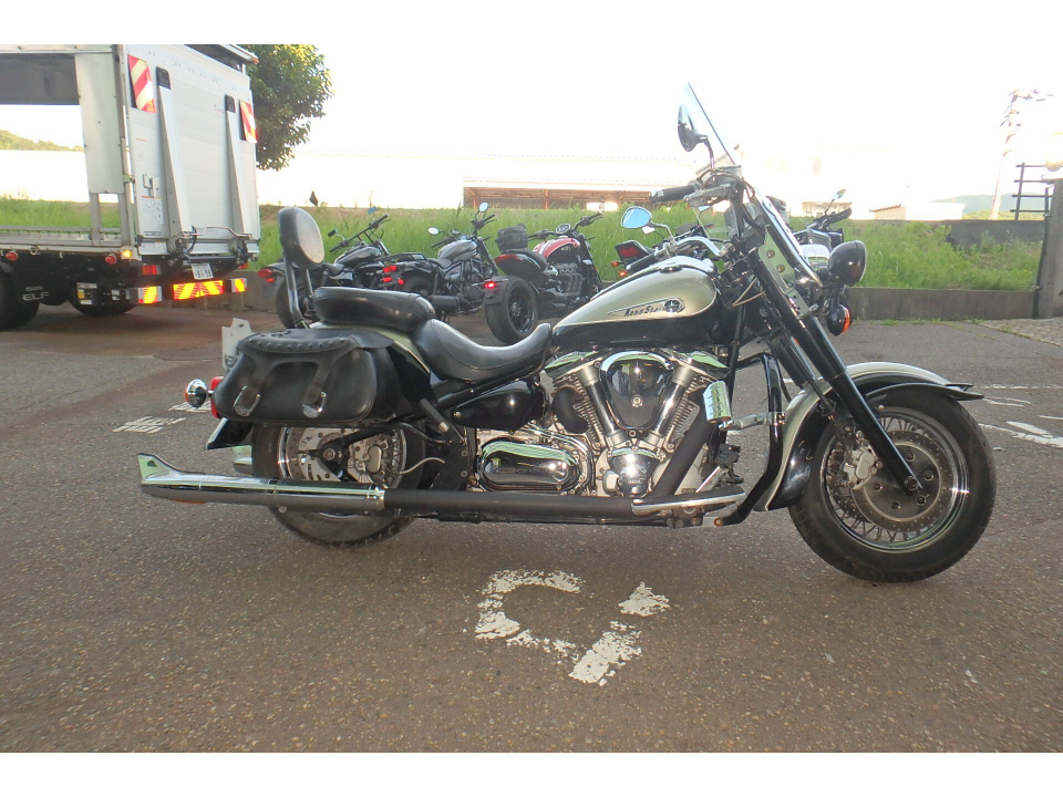 Yamaha XV1600 ROAD STAR 2000