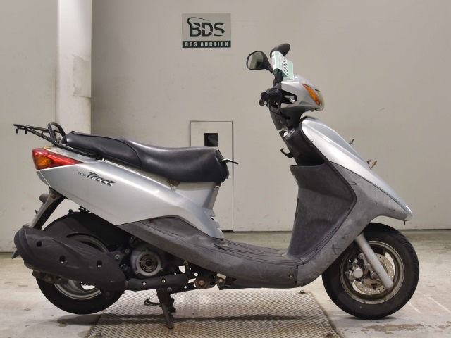 Yamaha AXIS125 2011