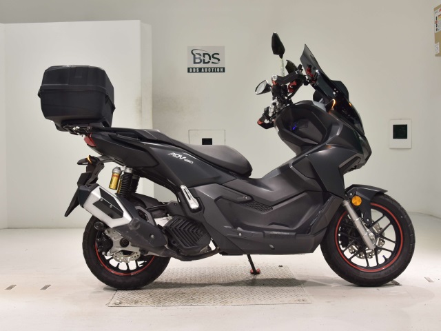 Honda ADV 160 2023