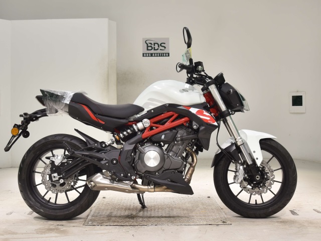 Benelli TNT 249 S 2022