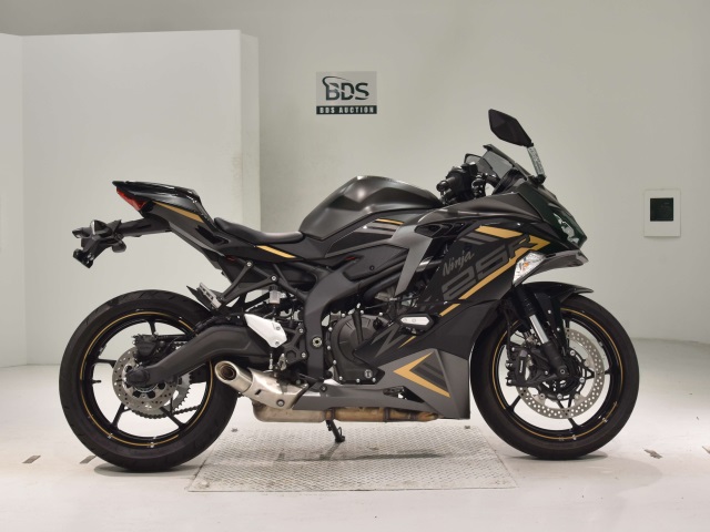 Kawasaki NINJA ZX-25R 2022