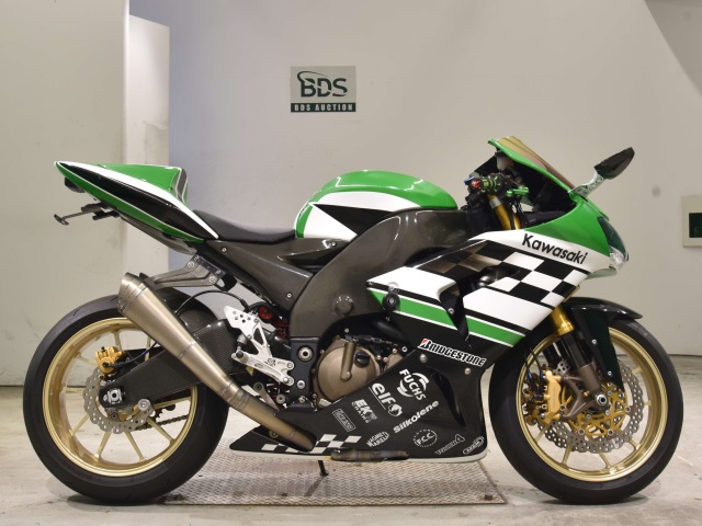 Kawasaki NINJA ZX-10R 2004