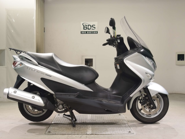 Suzuki BURGMAN200