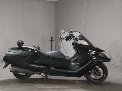 Yamaha MAGZAM 2012