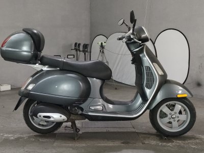 Vespa GT200L