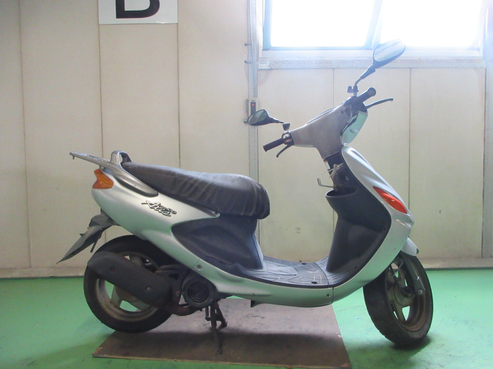 Yamaha AXIS100 2001