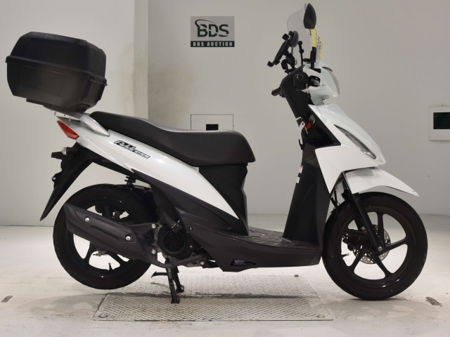 Suzuki ADDRESS V110