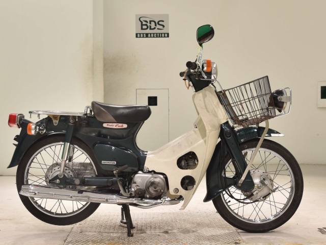 Honda C90 2005