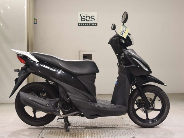 Suzuki ADDRESS V110