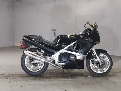 Kawasaki GPZ400R 1985