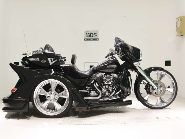HD ELECTRA GLIDE FLHTCU1690 TRIKE 2014