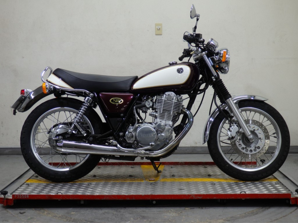 Yamaha SR400 2010