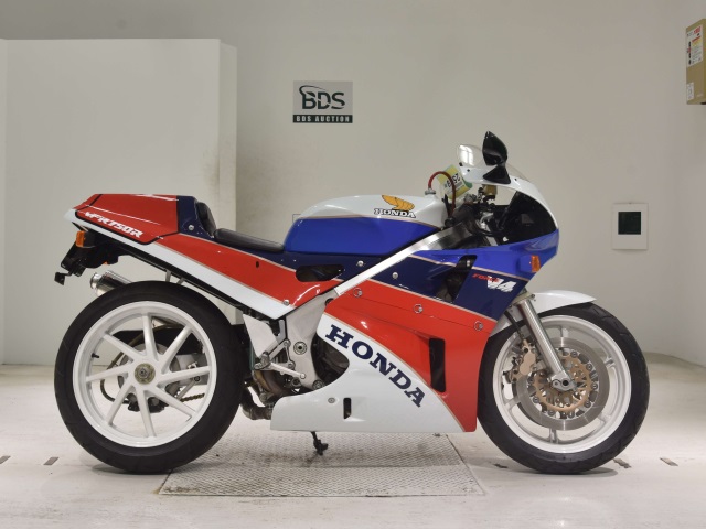 Honda VFR750R 1987