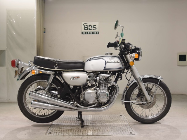 Honda CB350FOUR 2022