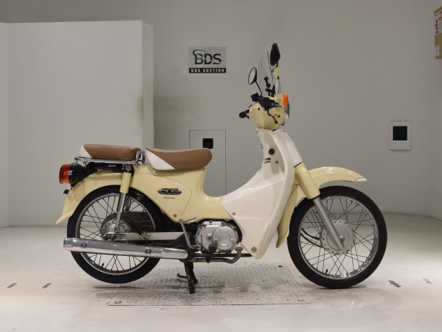 Honda C110 2011