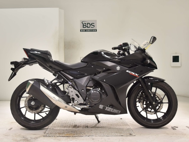 Suzuki GSX250R