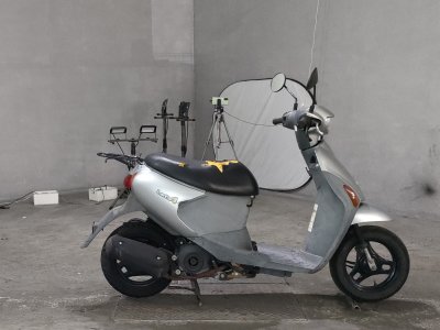 Suzuki LETS4