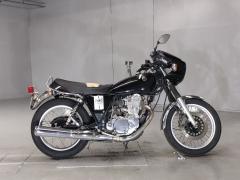 Yamaha SR400 2020