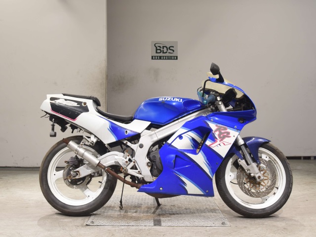 Suzuki RG125F GAMMA