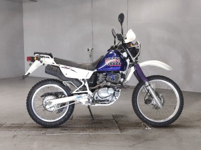 Suzuki DJEBEL200