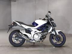 Suzuki GLADIUS SFV400 2010