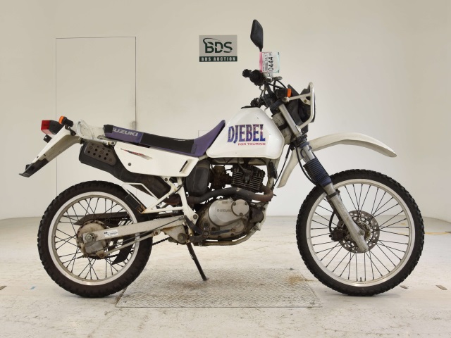 Suzuki DJEBEL125