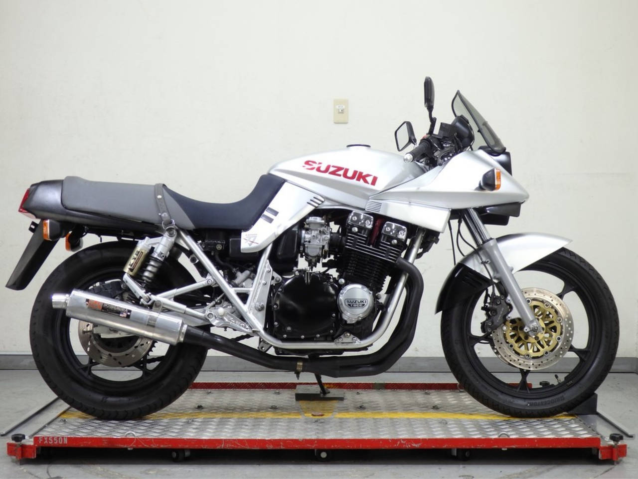 Suzuki GSX1100S KATANA 2000