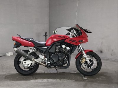 Yamaha FZ400 1998