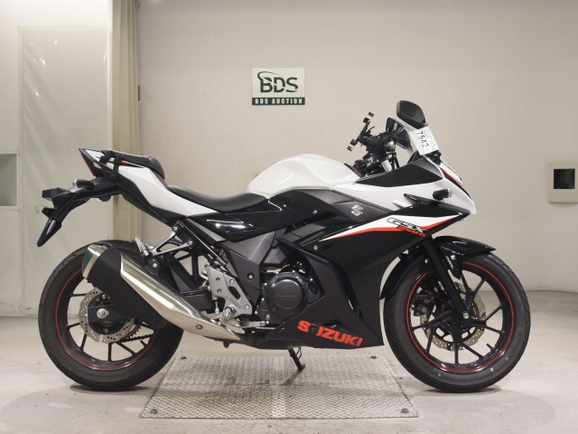 Suzuki GSX250R