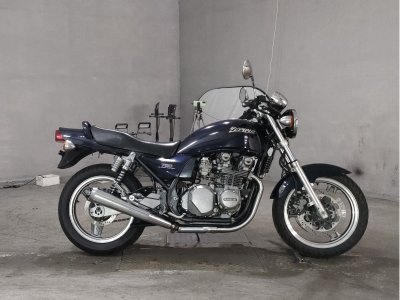 Kawasaki ZEPHYR750 2025