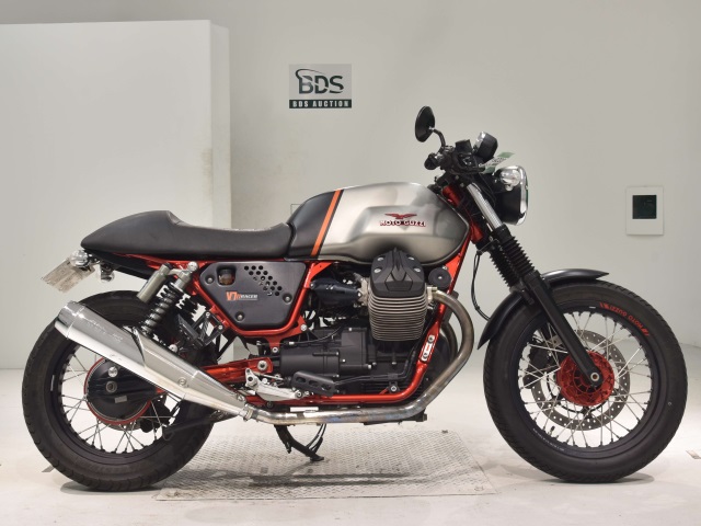 Moto Guzzi V7 2ﾚｰｻｰ 2018