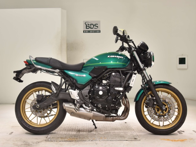 Kawasaki Z650RS 2022