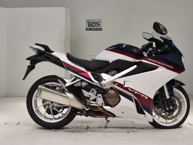 Honda VFR800F 2022