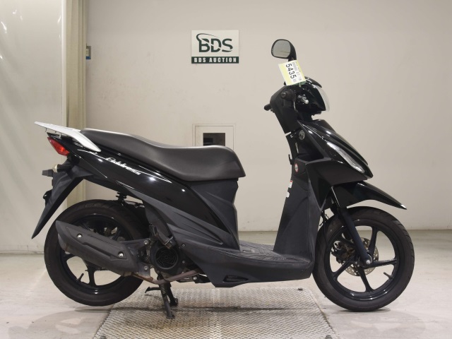 Suzuki ADDRESS V110