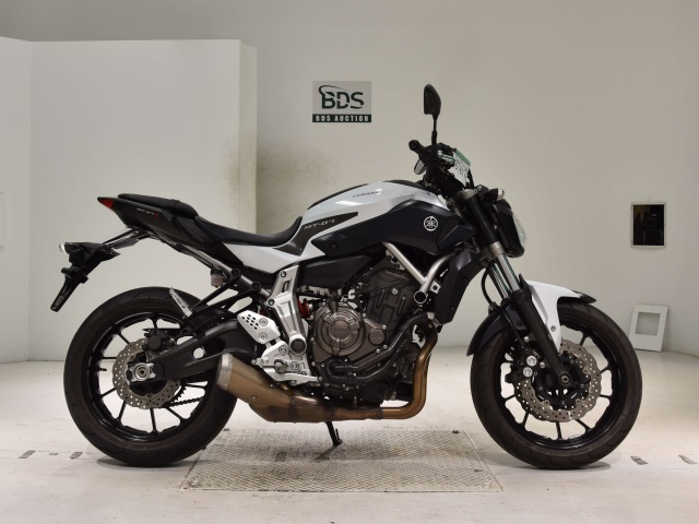 Yamaha MT-07 2015