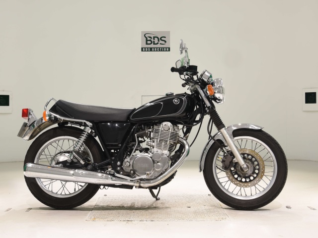 Yamaha SR400 2012