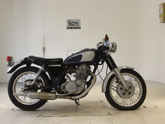 Yamaha SR400-2 1998