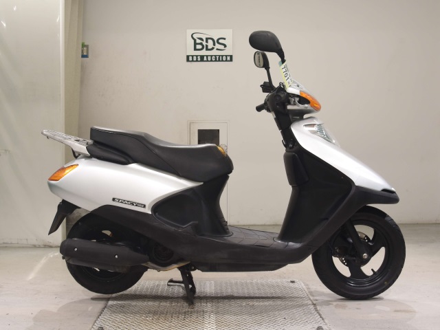 Honda SPACY100 2006