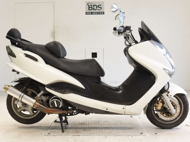 Yamaha MAJESTY 125